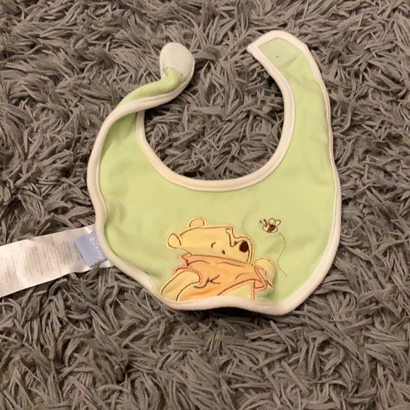 winnie the pooh bibs